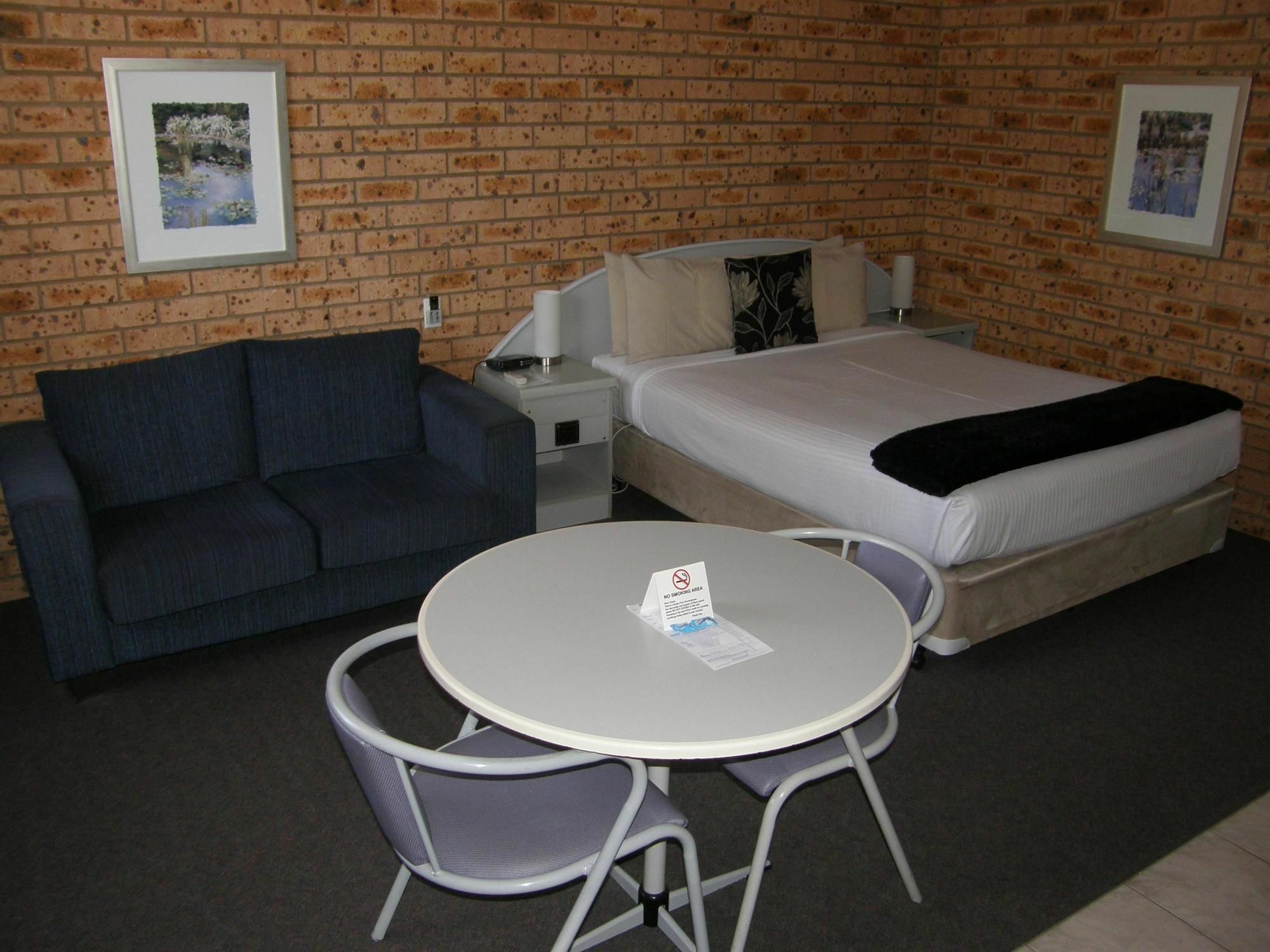 Blue Diamond Motor Inn Dubbo Buitenkant foto